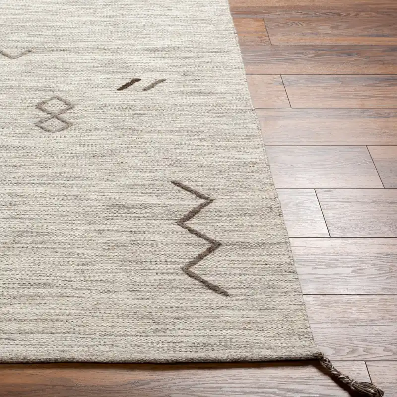 Montezuma Handmade Rug - Livabliss