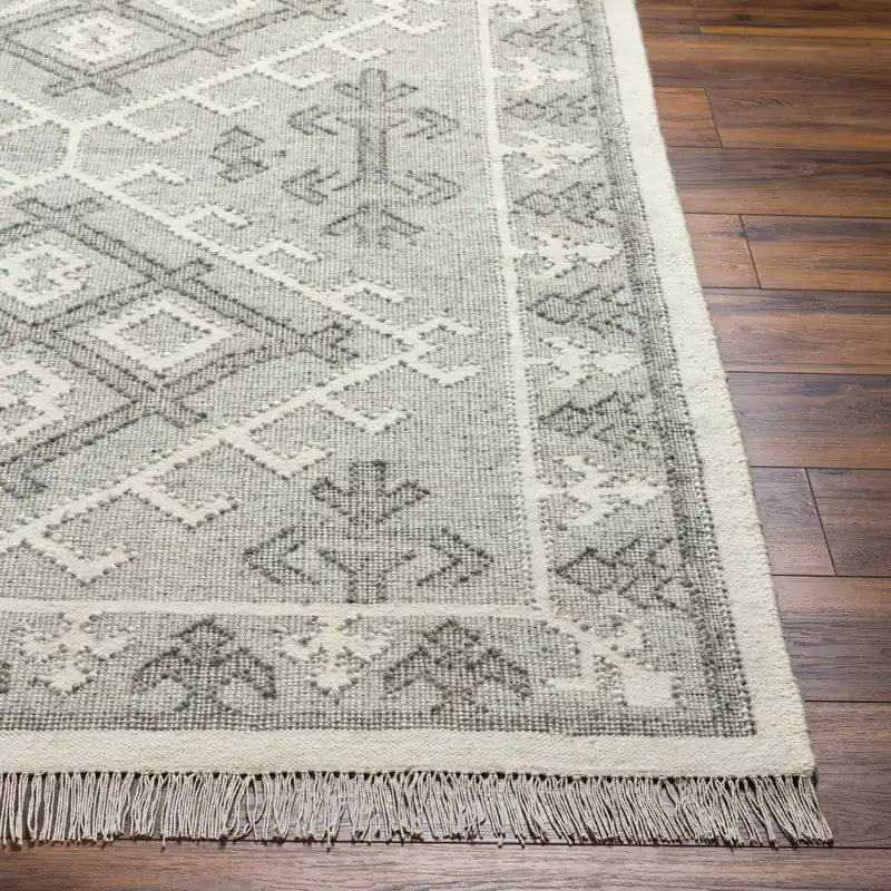 Valerie Handmade Rug - Livabliss