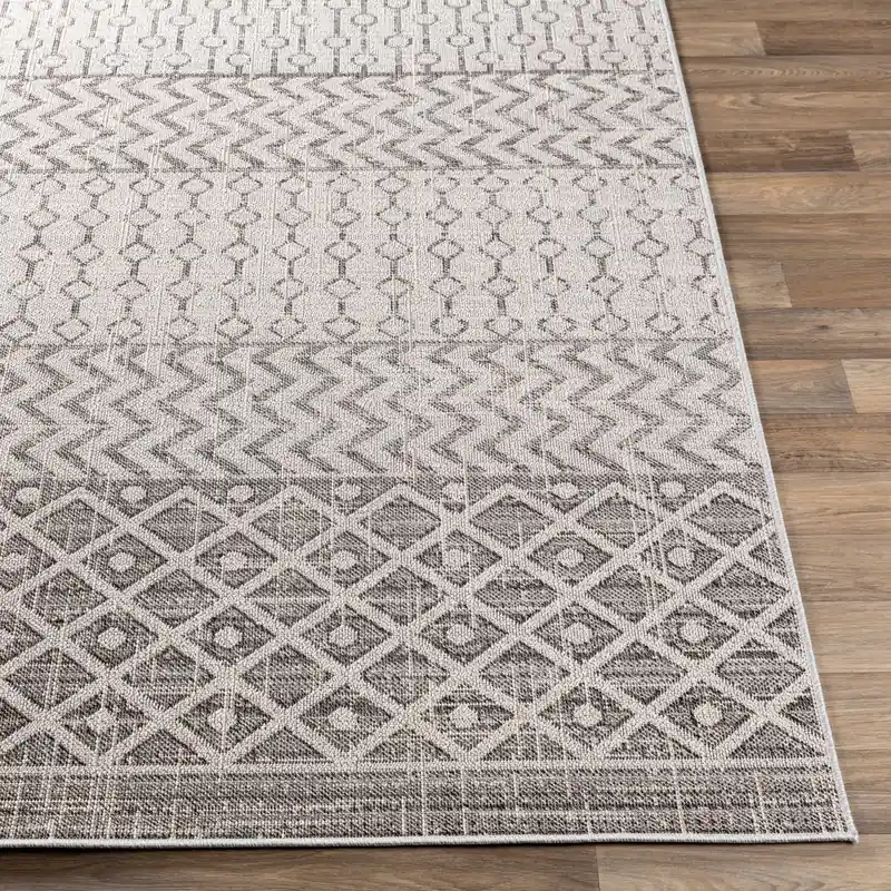 Veranda Machine Woven Rug - Livabliss