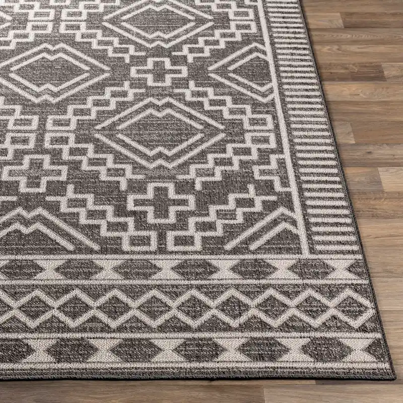 Veranda Machine Woven Rug - Livabliss