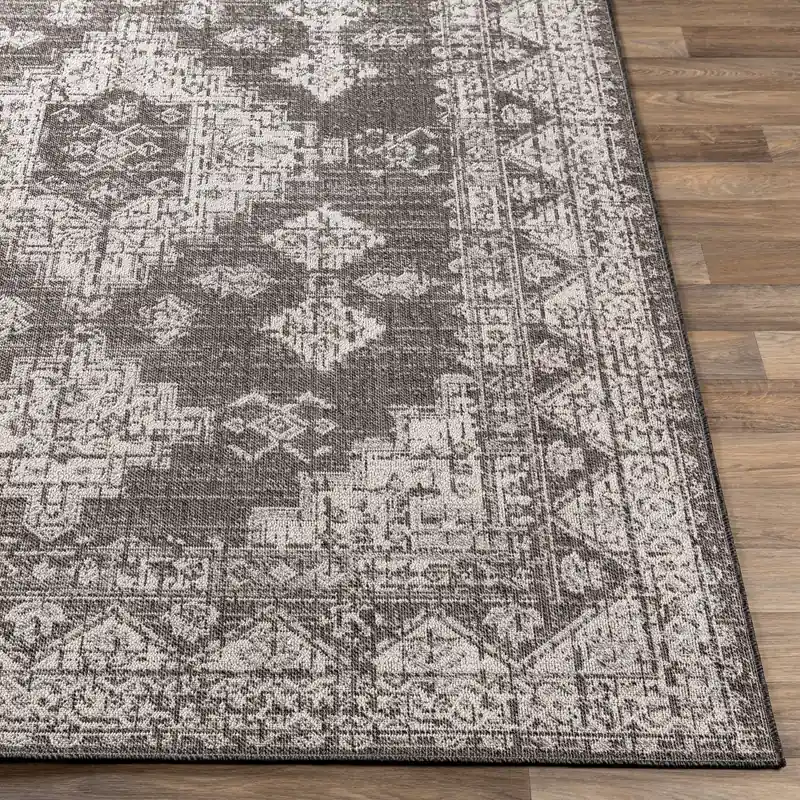 Veranda Machine Woven Rug - Livabliss