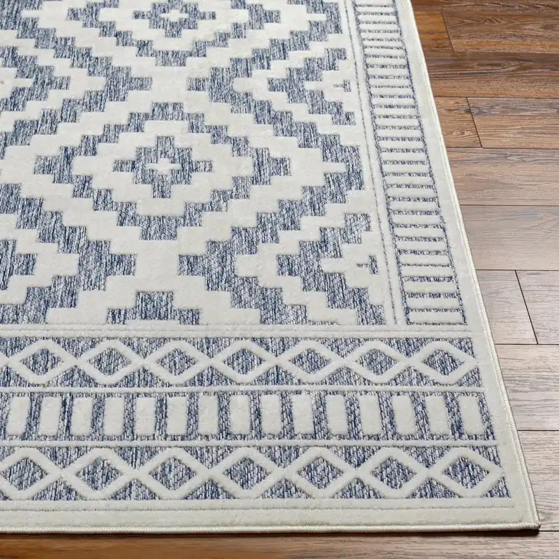 San Diego Machine Woven Rug - Livabliss