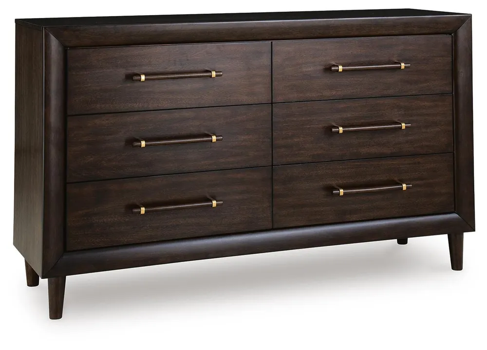 Dantenton Dresser - Benchcraft®