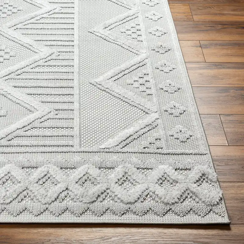 West Palm Machine Woven Rug - Livabliss