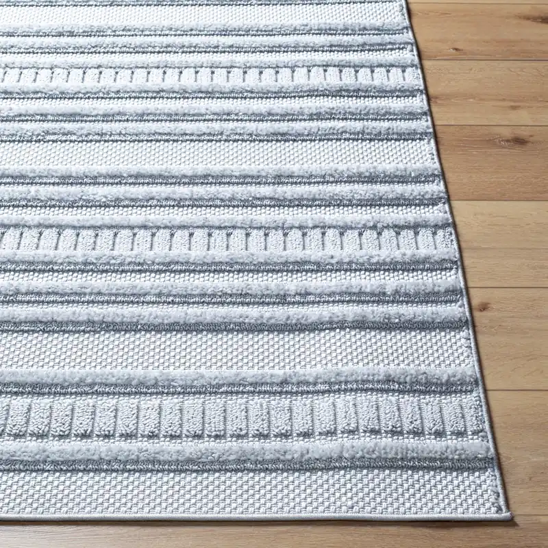 West Palm Machine Woven Rug - Livabliss