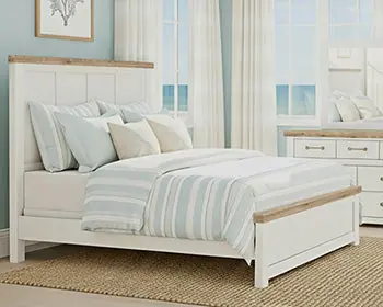Savonport Nightstand - Benchcraft®