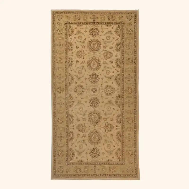 Beige Traditional Wool Rug - 7'11" x 16'