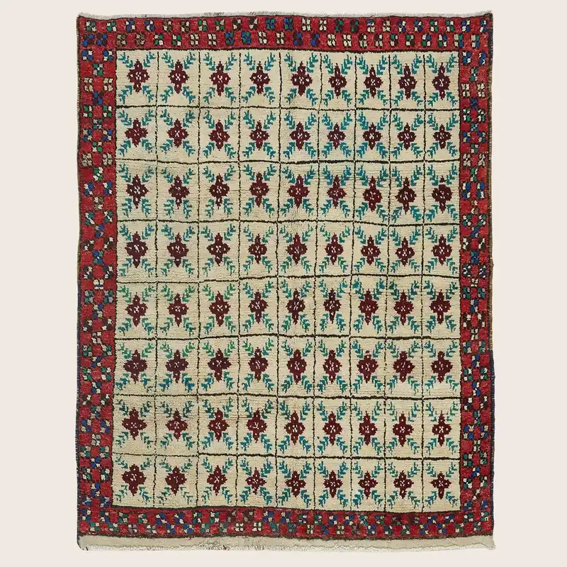 Ivory & Red Vintage Traditional Wool Rug - 5'3" x 6'7"