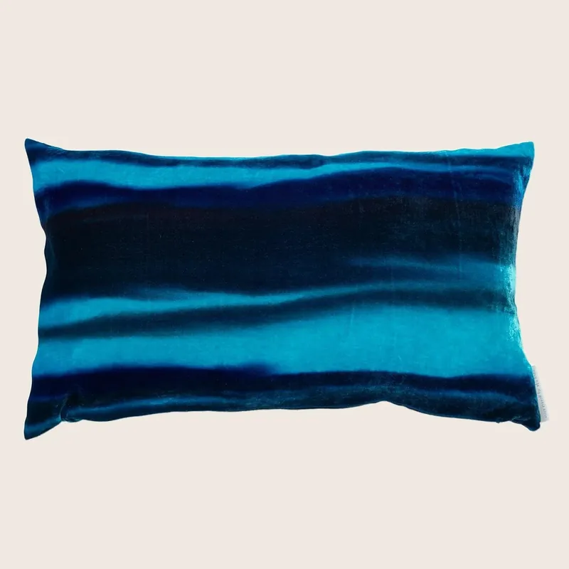 Gravity Lumbar Pillow Midnight - Aviva Stanoff