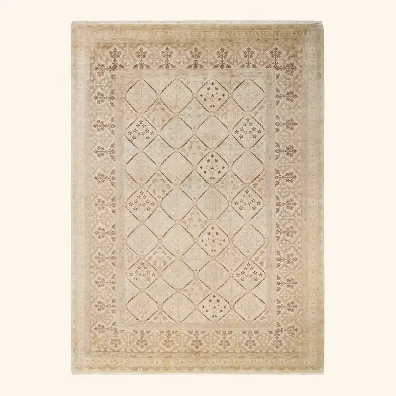 Beige Traditional Wool Rug - 6' x 8'3"