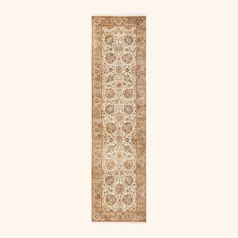 Beige Traditional Wool Runner - 2'7" x 9'10"