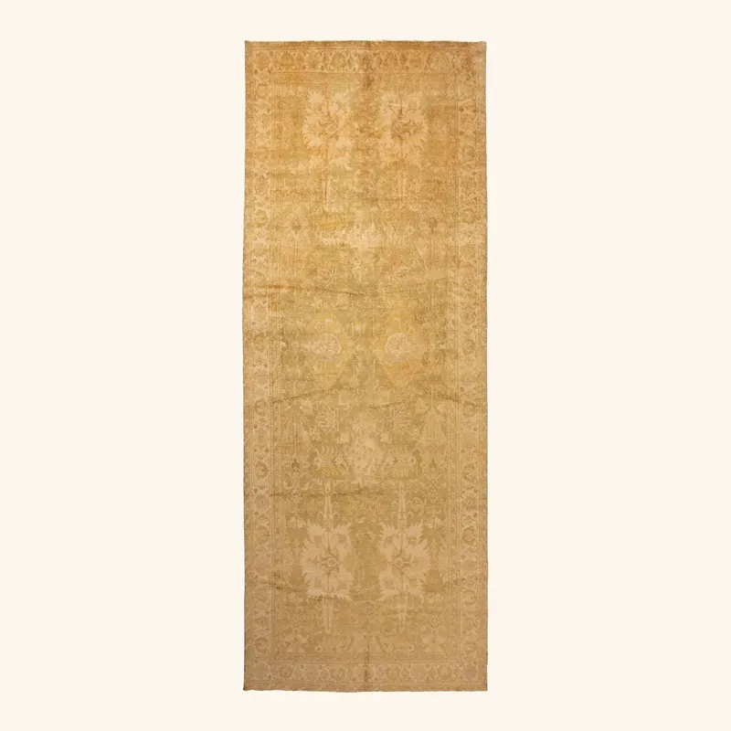 Beige Traditional Wool Rug - 7'9" x 21'1"