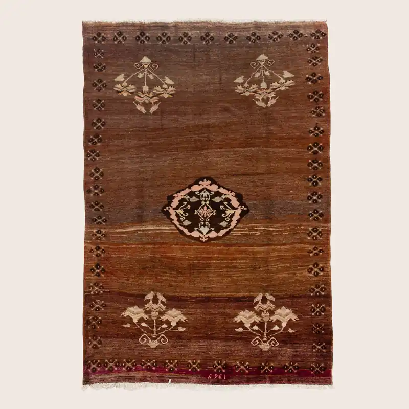 Brown Vintage Traditional Wool Rug - 7'1" x 11'2"