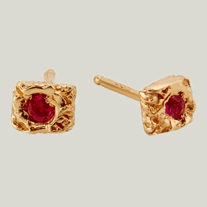 Pink Sapphire Etched Square Stud Earrings - Danielle Jessie Welmond (Drop Ship)