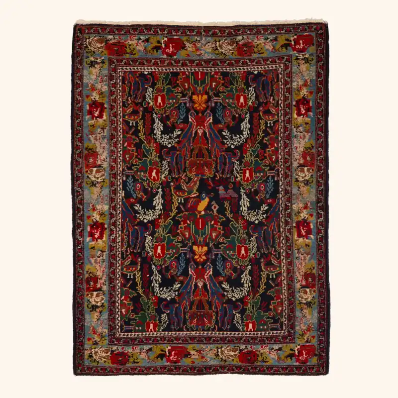 Vintage Traditional Wool Persian Rug - 3'10" x 5'