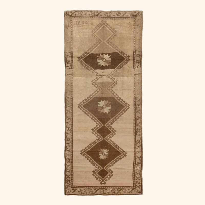 Brown Traditional Wool Runner - 3'11" x 9'6"