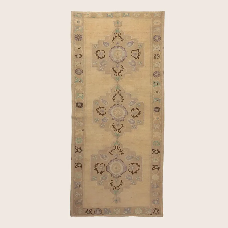Beige Vintage Traditional Wool Rug - 5'2" x 12'