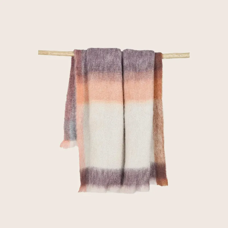 Rothko Mohair Throw - Hijos de Cicilio Valganon SL