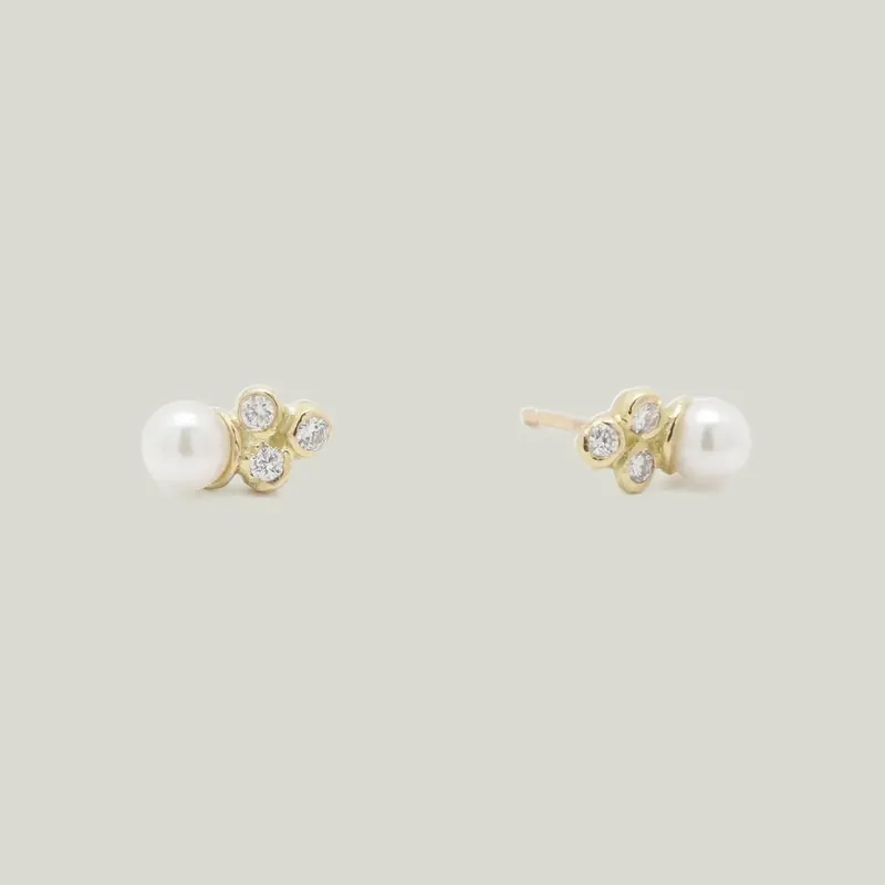 18K Diamond and Akoya Pearl Sea Anemone Stud Earrings - Kimberlin Brown (Consigned)