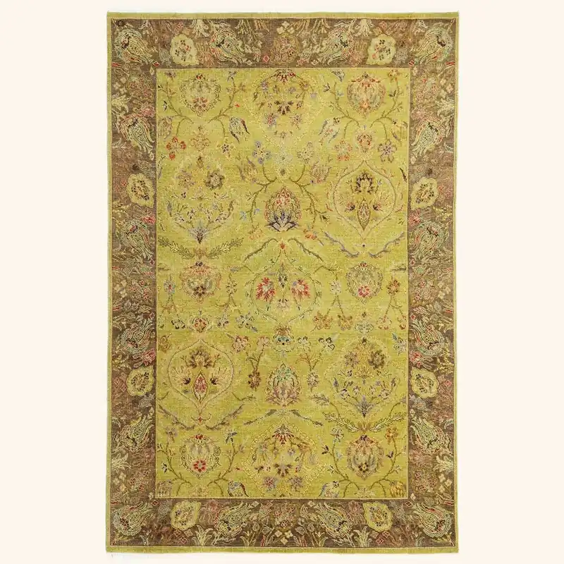 Yellow Traditional Wool Rug - 4'6" x 6'11"