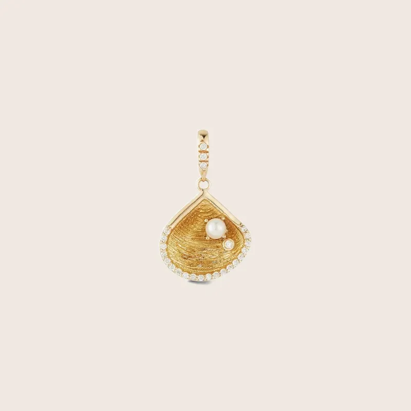 Chappy Pendant - Renna Jewelry (Consigned)