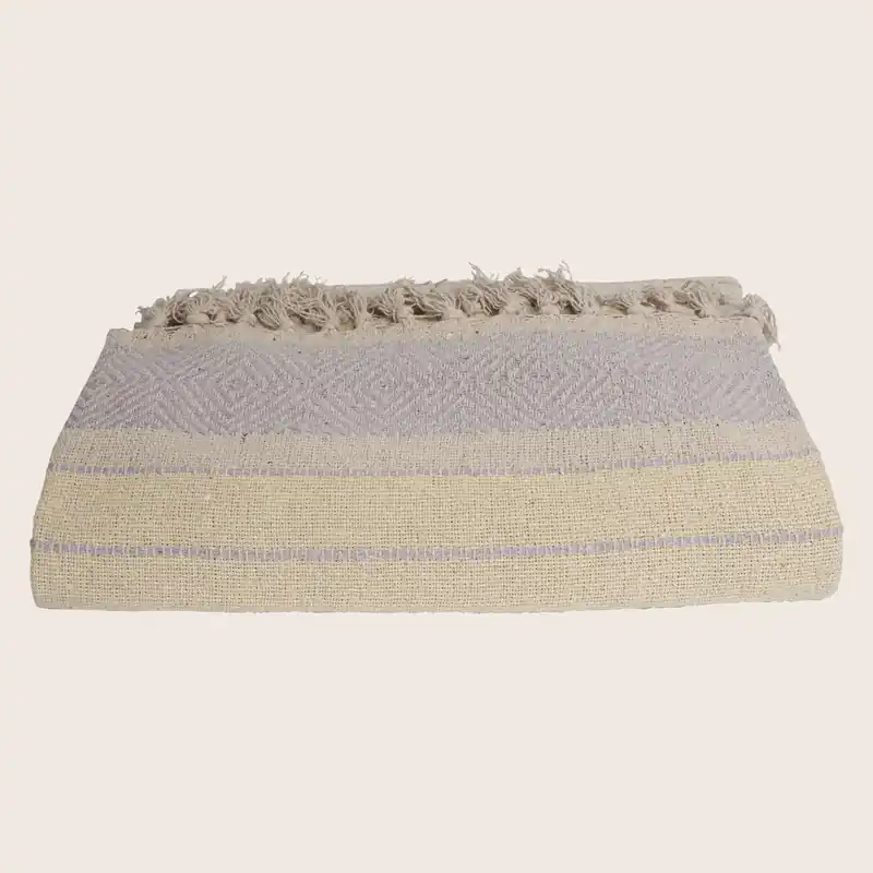 Cara Throw - EJA International ApS