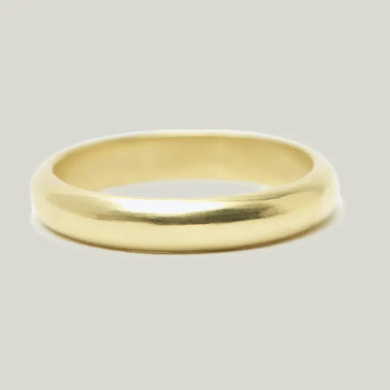 Classic Band, 4mm - Diana Mitchell (Consigned)