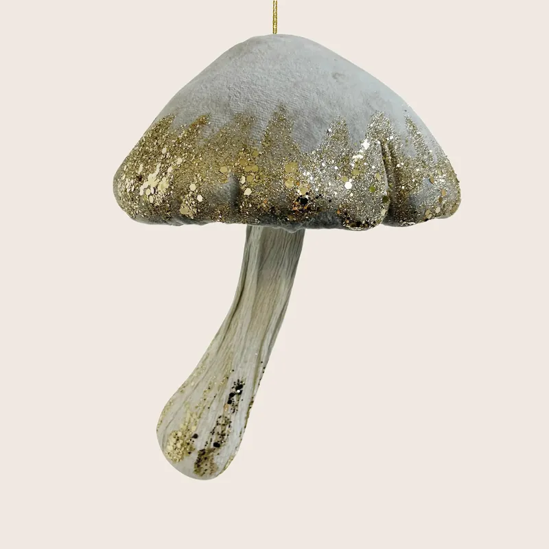 Velvet Mushroom Ornament - Shishi