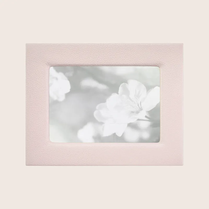 5" x 7" Photo Frame, Pebble Grain Leather - Graphic Image