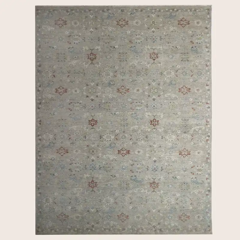 Ivory Traditional Wool Rug - 9'9" x 13'10"