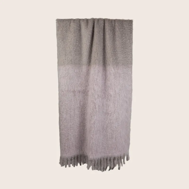 Ombre Mohair Throw - Hijos de Cicilio Valganon SL
