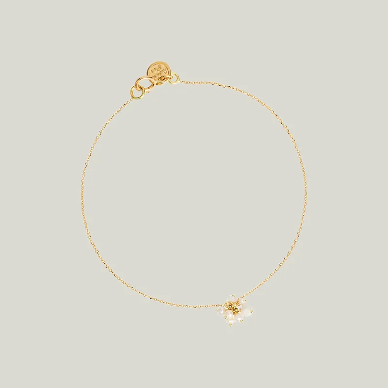 18K Gold Chain Bracelet with Pearl and Moonstone Cluster - Sweet Pea (Consigned)