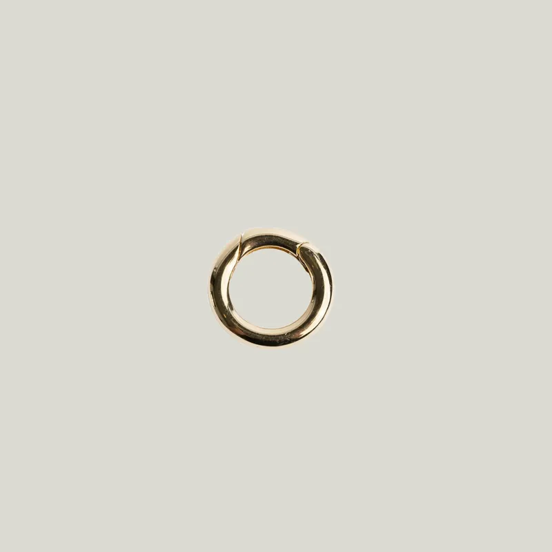 Round Bail Enhancer - Fannie Thomas (Consigned)