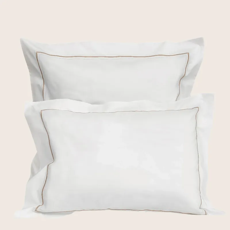 Gramercy Duvet & Sham, White/Brown - Signoria Firenze (Leased)