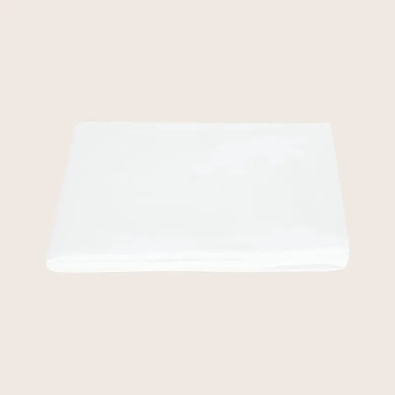 Amara Sateen Fitted Sheet, White - Matouk (Consigned)
