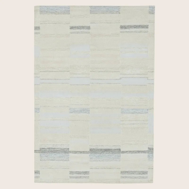 Ivory Swedish Inspired Art Silk Wool Blend Kilim Rug - 6' x 9'
