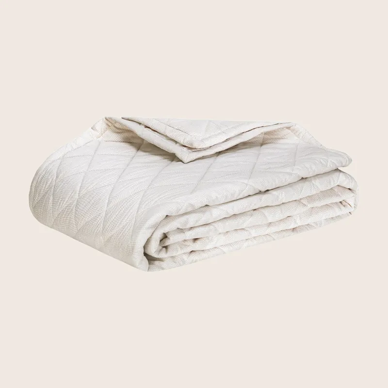 Jasper Cotton Sateen Quilt - Matouk (Consigned)