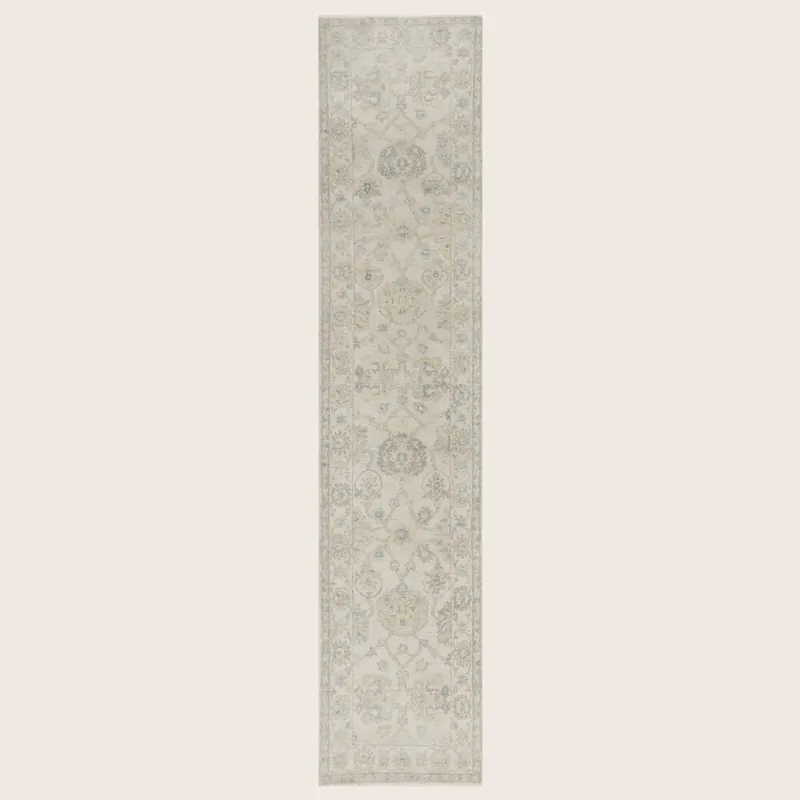 Ivory Grey Traditional Wool Runner - 2'6" x 12'