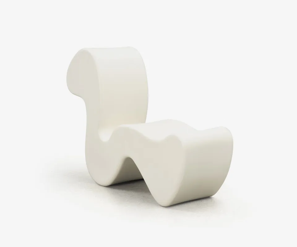 Squiggle Chair & Table - Shuangfeng LQ Trading Ltd.