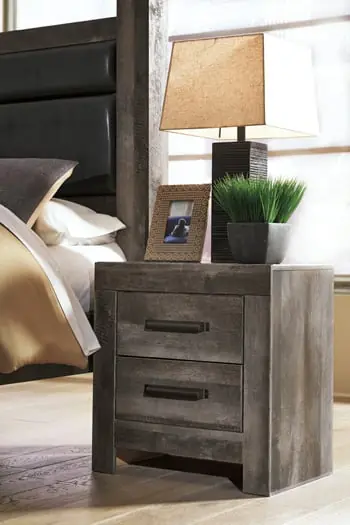 Wynnlow Nightstand - Ashley