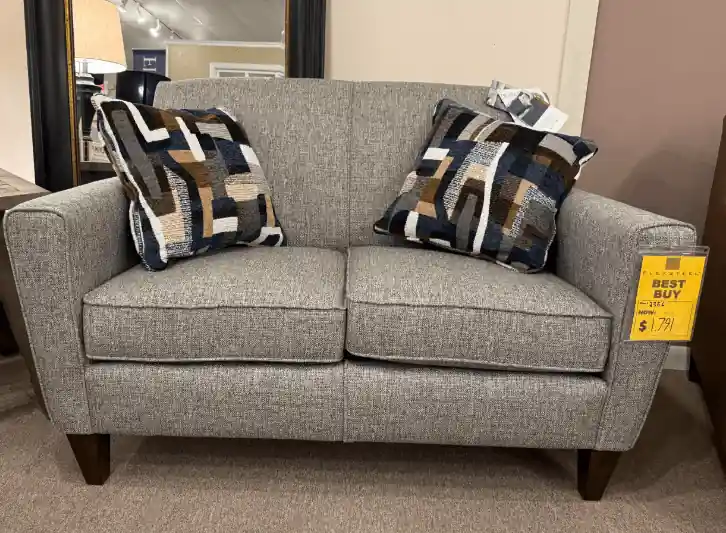 Digby Fabric Loveseat - Flexsteel