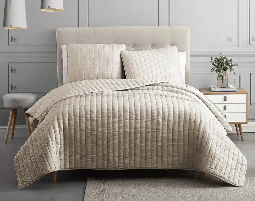 Hallmart Mansfield Tan Crinkle 3-Piece Queen Coverlet Set