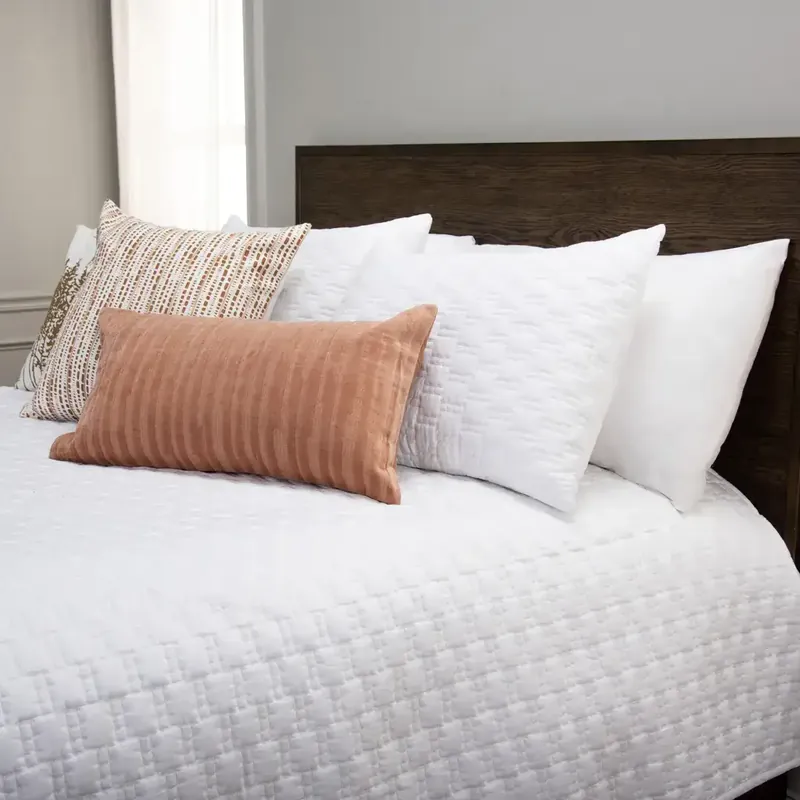 Rizzy Blackberry Grove 3-Piece Quilt Set in White - Queen