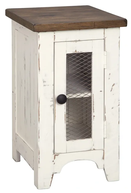 Ashley Wystfield Chairside Table