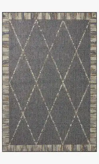 Loloi Rainier Outdoor Rug in Gray - 7.10 x 10.10