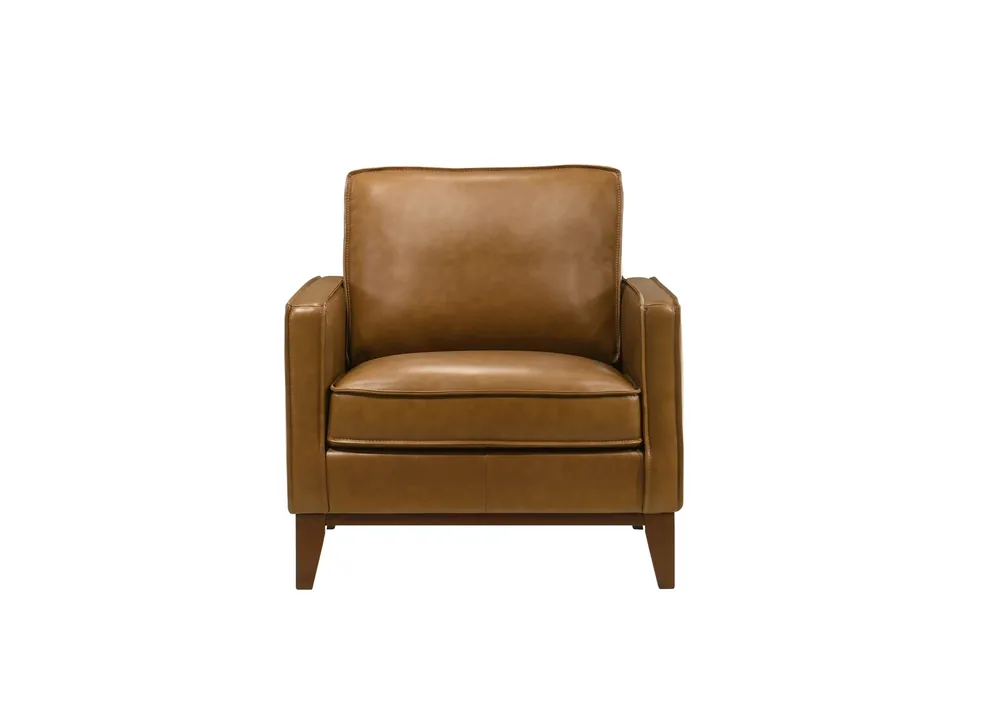 New Classic Caspar Caramel Leather Chair