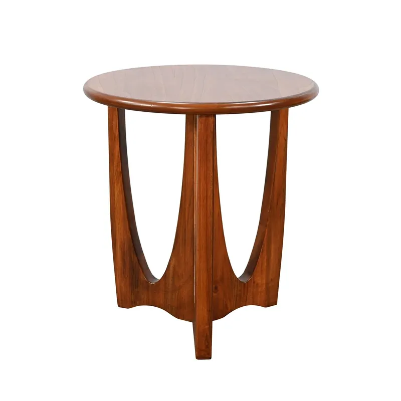 Sunny Designs Sinatra 26-Inch Round Chairside Table