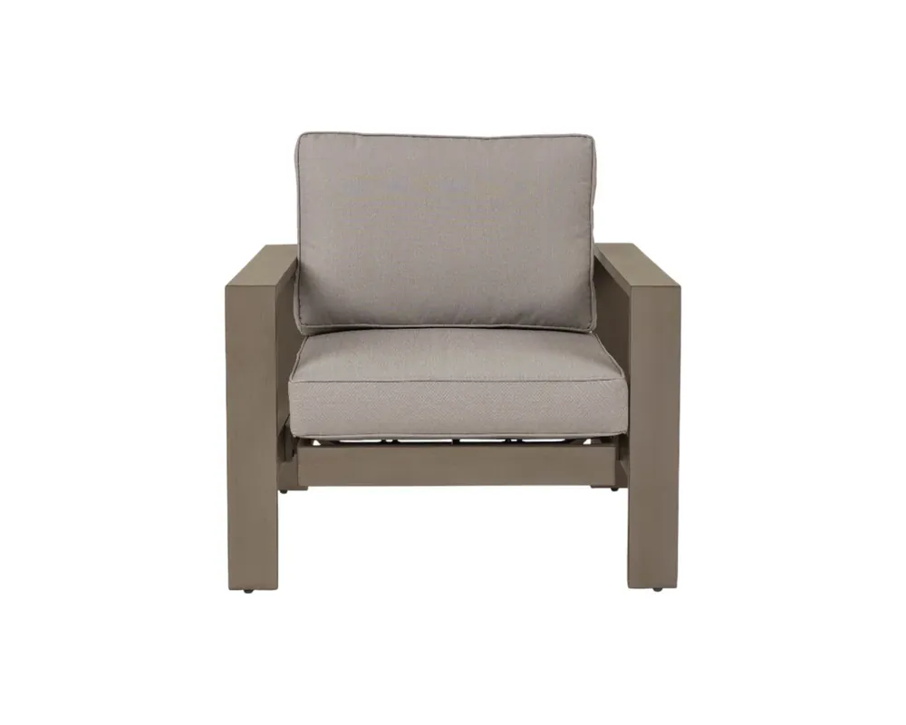 GatherCraft Alassio Outdoor Motion Club Chair in Beige