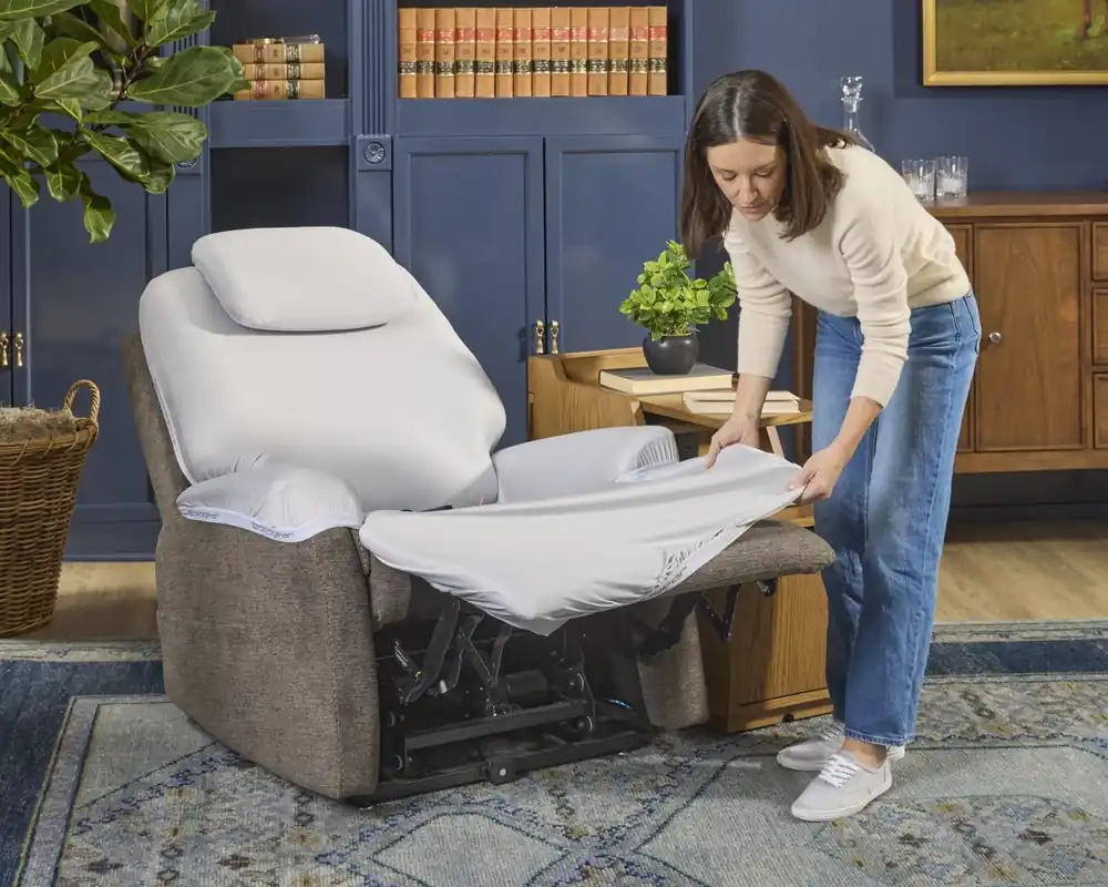 Flexsteel Zecliner Sleep Kit Performance Chair Protector with Dri-Tec Technology