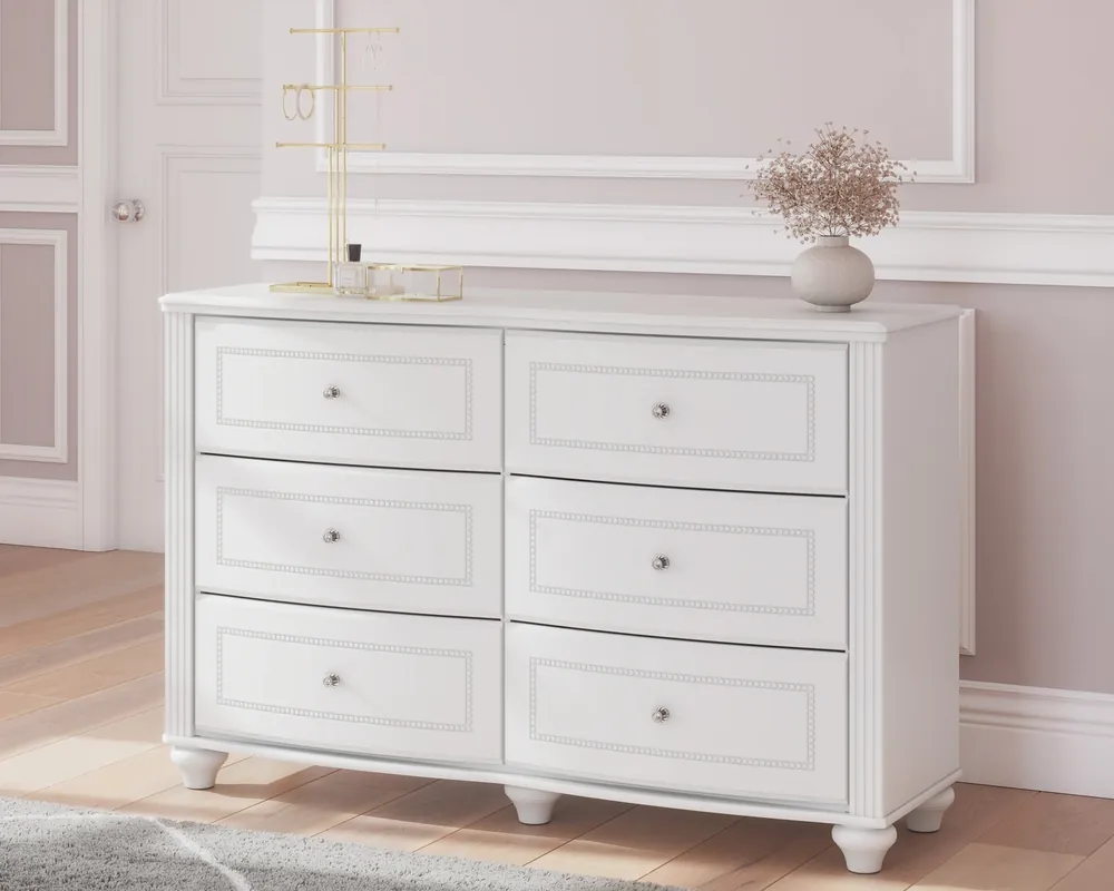 Ashley Kozlani 6-Drawer Dresser in White